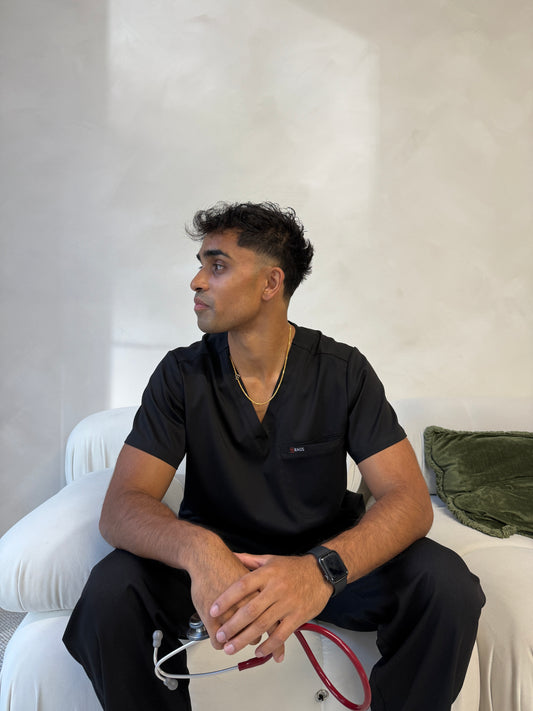 Men's BASICS 2 - Regular fit One-pocket scrub top